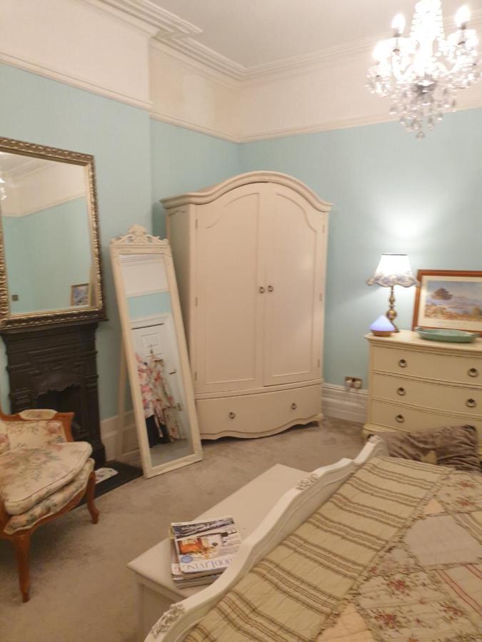 Judy'S B&B Private Home Cardiff Exterior foto