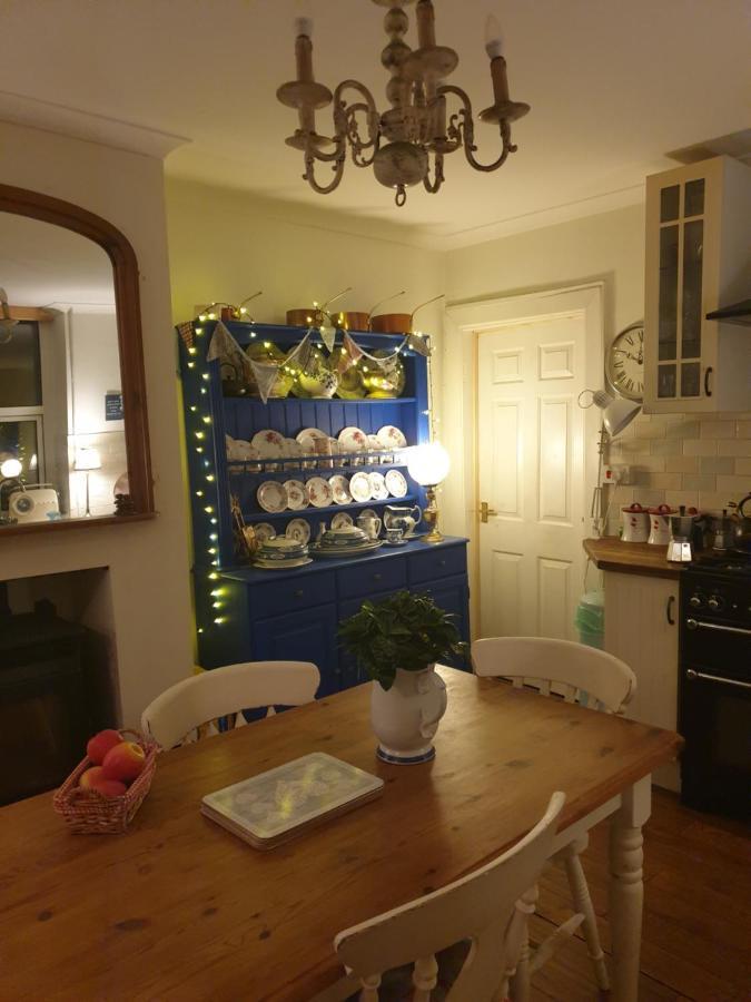 Judy'S B&B Private Home Cardiff Exterior foto