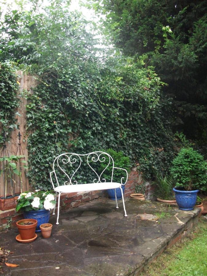 Judy'S B&B Private Home Cardiff Exterior foto
